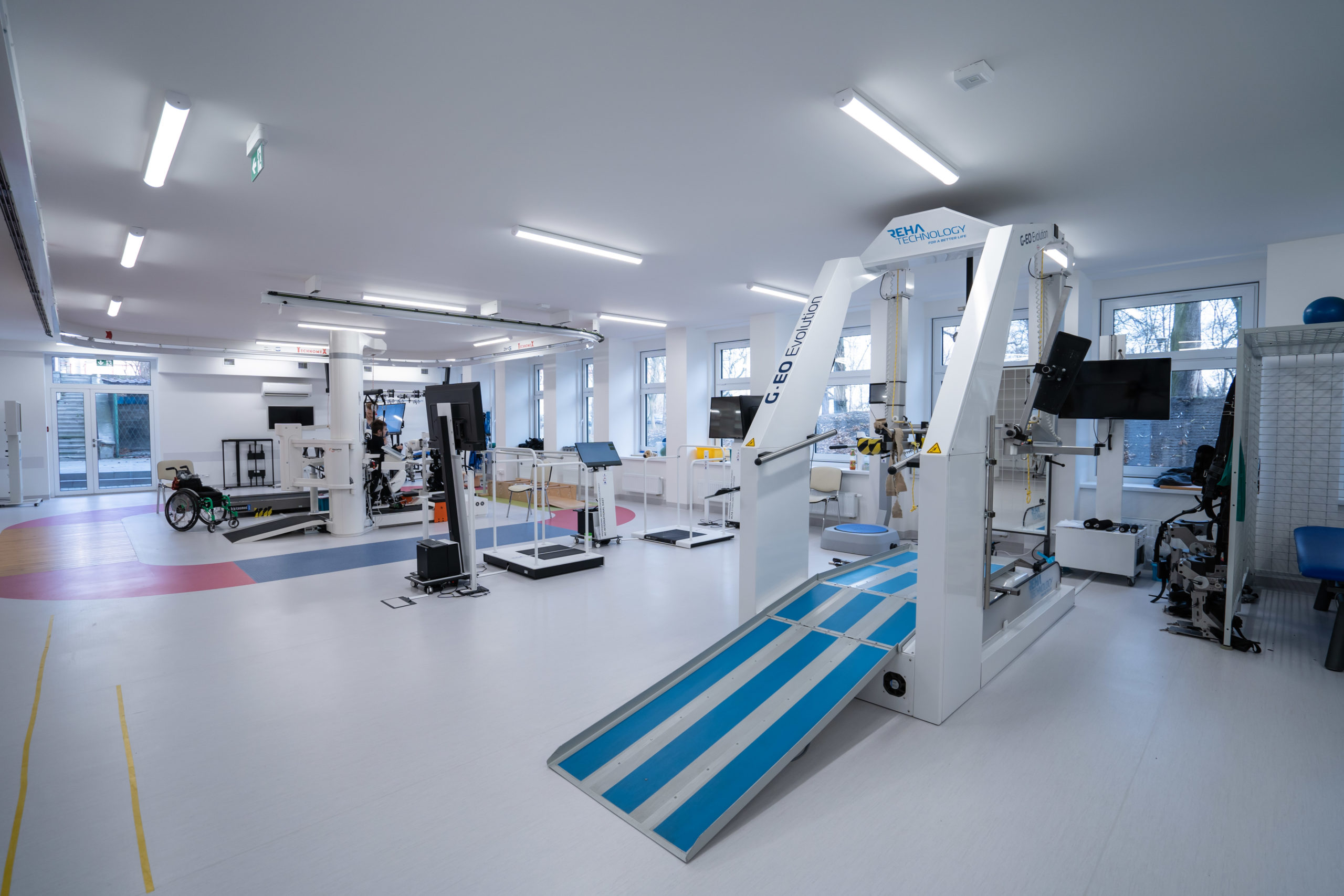 sala rehabilitacji w Centrum Technologicznie Wspomaganej Rehabilitacji