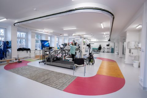sala rehabilitacji w Centrum Technologicznie Wspomaganej Rehabilitacji