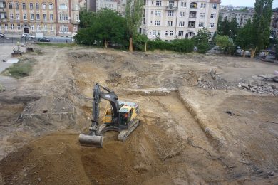 plac budowy nowego skrzydła Szpitala